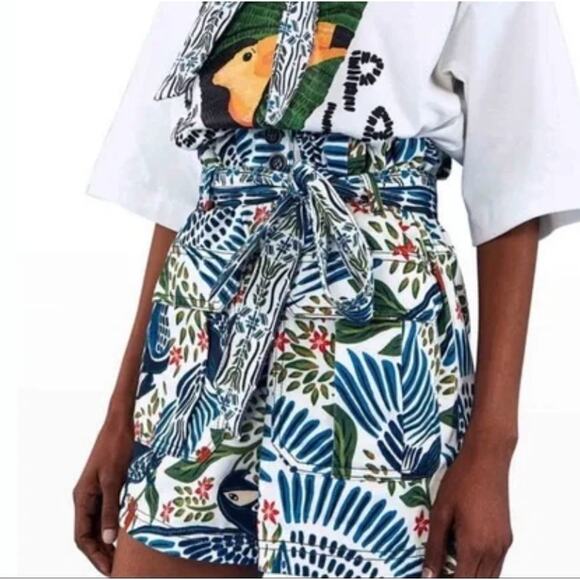 FARM Rio High Waist Shorts in Blue Tropical Print Size XSmall - Picture 1 of 7